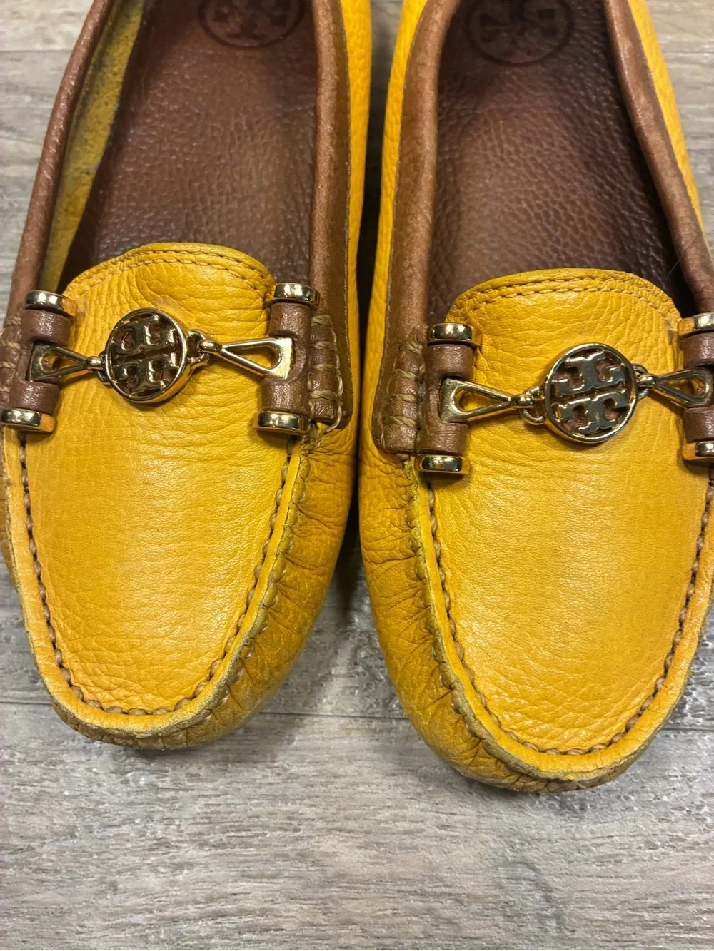 Tory Burch Daria Soft Leather Loafers Mocassin Gold Logo Accent - Picture 10 of 13